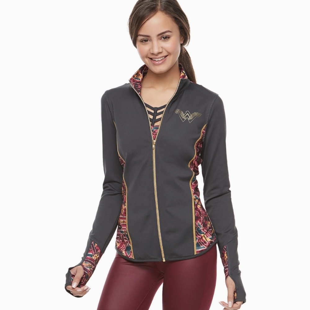 Junior's Wonder Woman zip up long sleeve